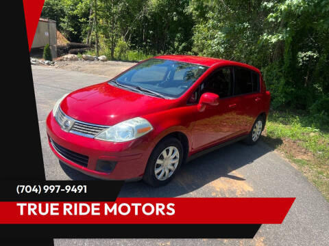 2009 Nissan Versa 1.8 S