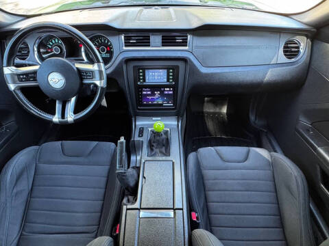 2014 Ford Mustang V6