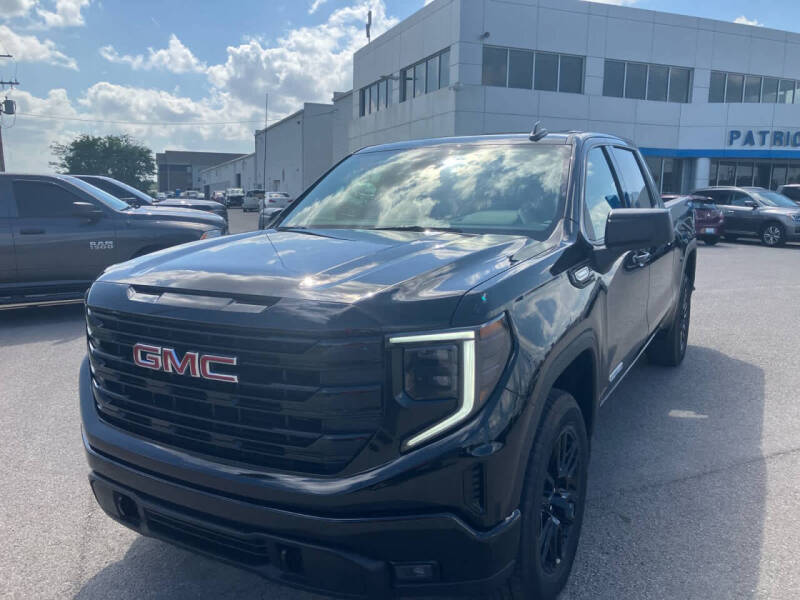 2026 GMC Sierra 1500 Elevation Standard