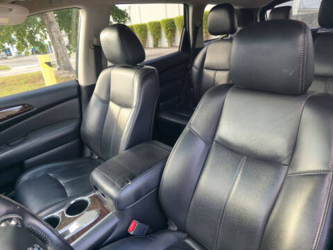 2015 Nissan Pathfinder Platinum