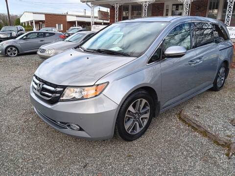 2016 Honda Odyssey for sale at Ray Moore Auto Sales in Graham NC