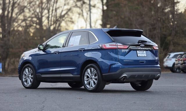 2024 Ford Edge Titanium