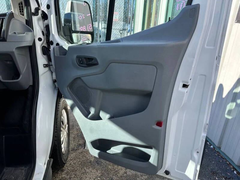 2017 Ford Transit 250