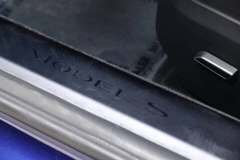 2021 Tesla Model S Plaid