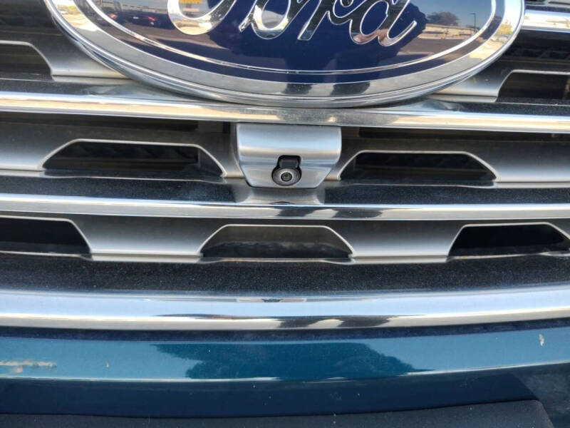 2020 Ford Edge Titanium - Photo 18