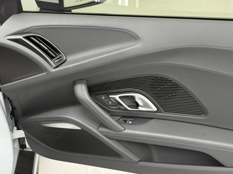 2022 Audi R8 5.2 V10 performance