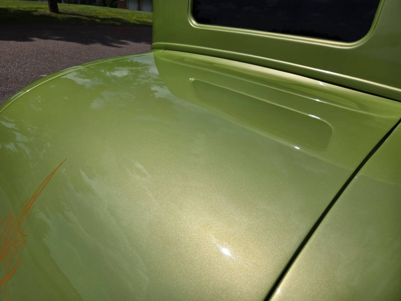 1930 Dodge 5-Window Coupe 105