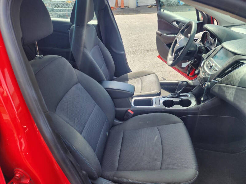 2018 Chevrolet Cruze LT Auto