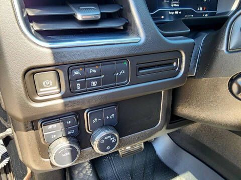 2022 Chevrolet Suburban RST