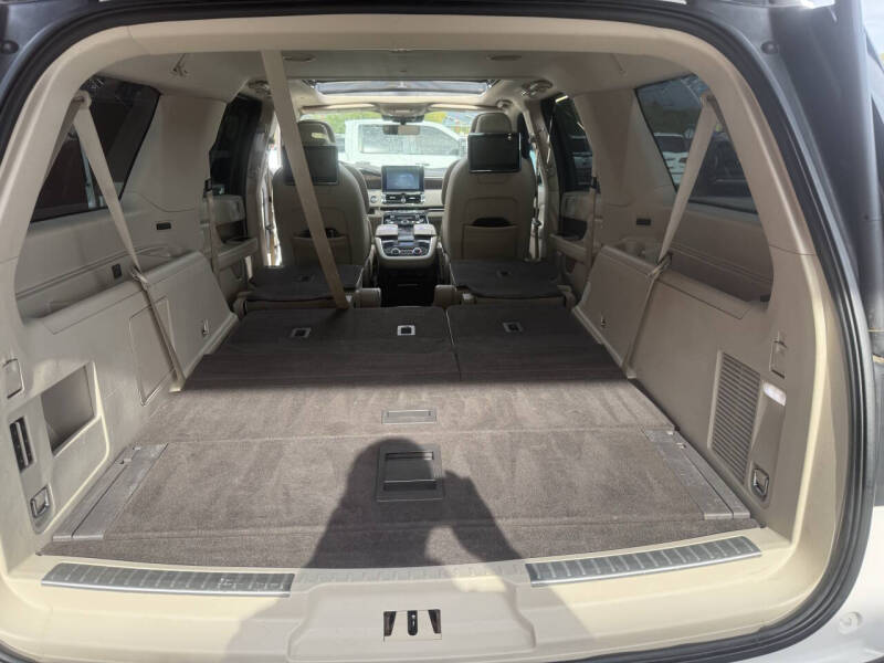 2019 Lincoln Navigator L Reserve