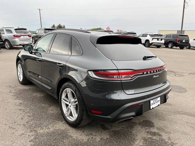 2023 Porsche Macan