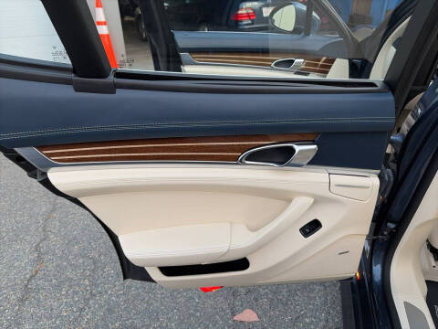 2012 Porsche Panamera 4S