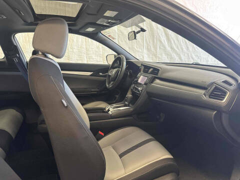 2017 Honda Civic LX-P