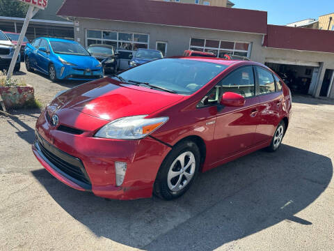 2012 Toyota Prius Three