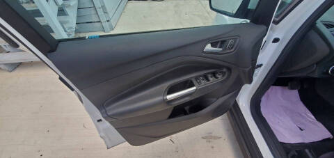 2017 Ford C-MAX Energi SE