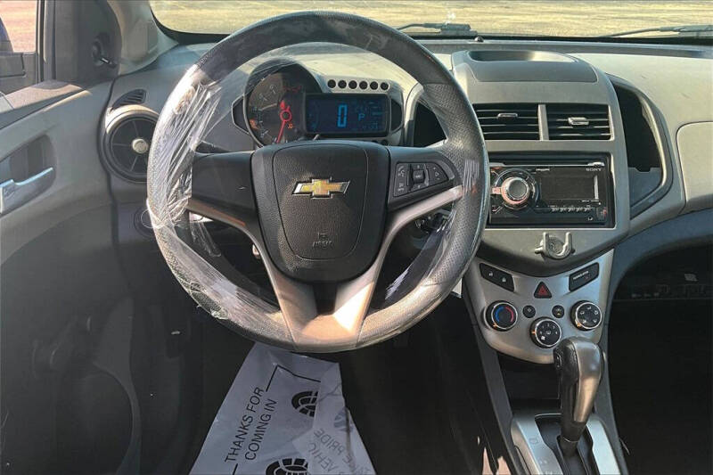 2013 Chevrolet Sonic LS Auto