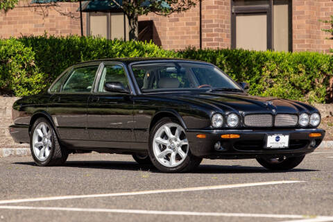 2000 Jaguar XJR