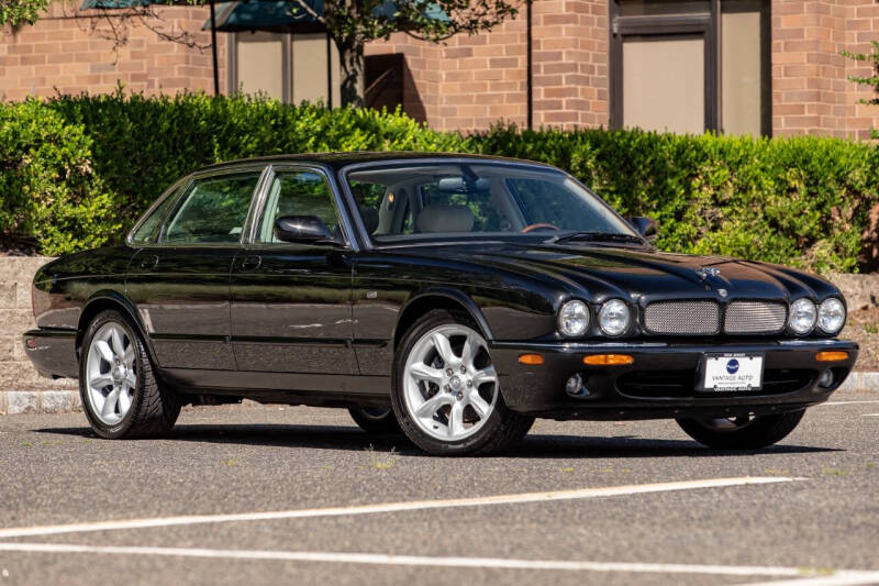 2000 Jaguar XJR