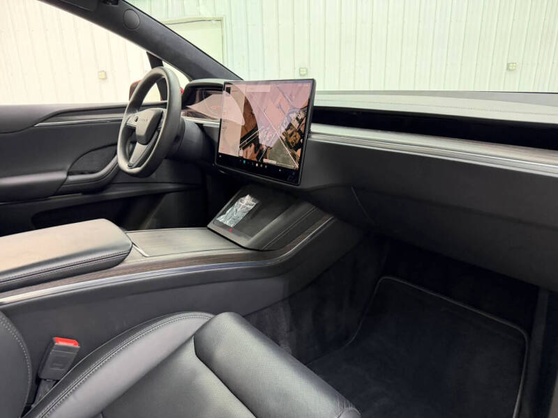 2023 Tesla Model X Standard Range