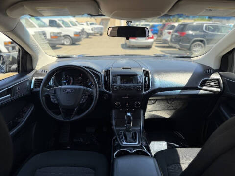 2018 Ford Edge SE