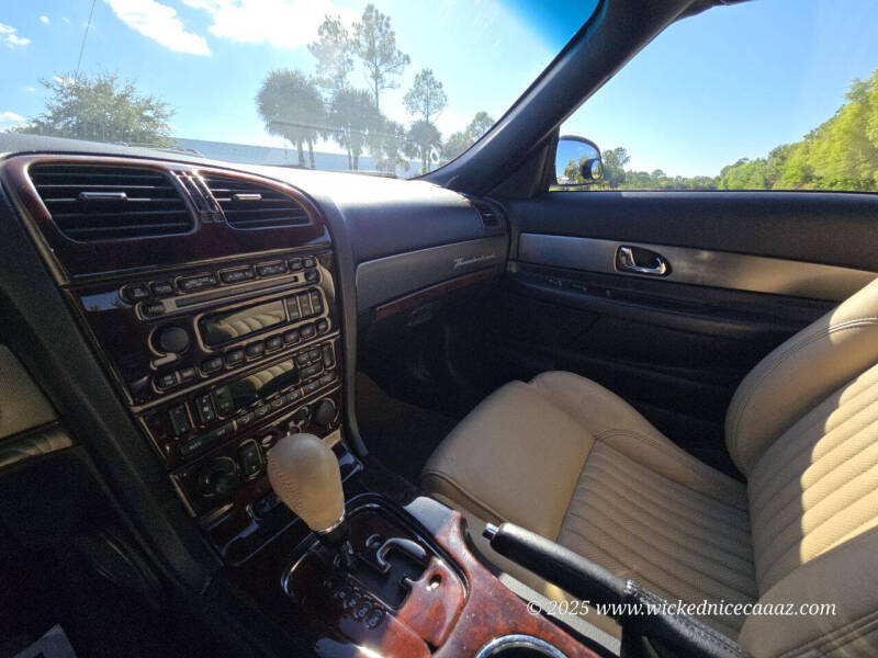 2005 Ford Thunderbird Deluxe