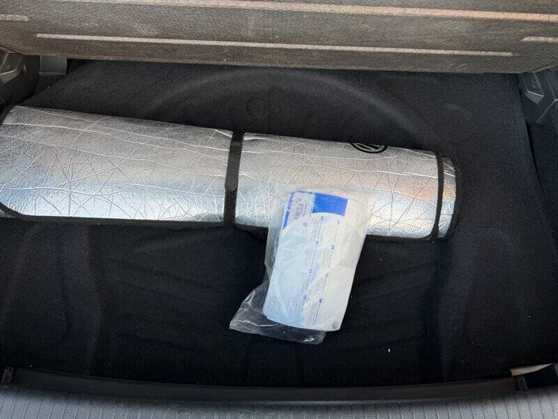 2017 Volkswagen e-Golf SE