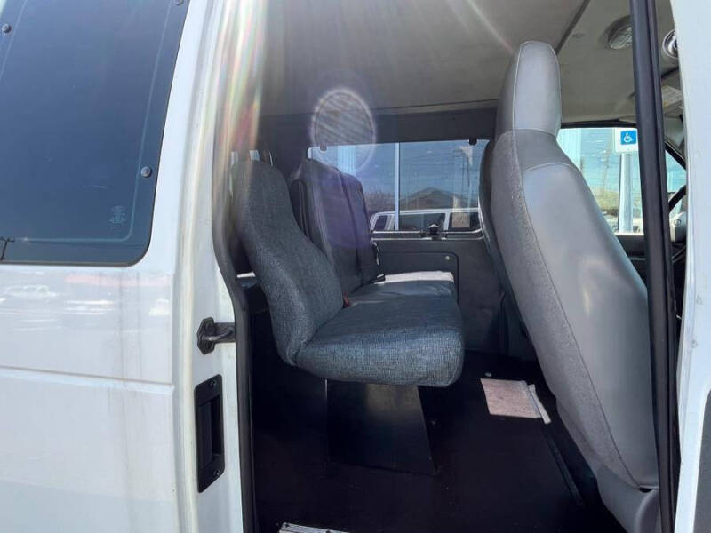 2014 Ford E-Series E-250