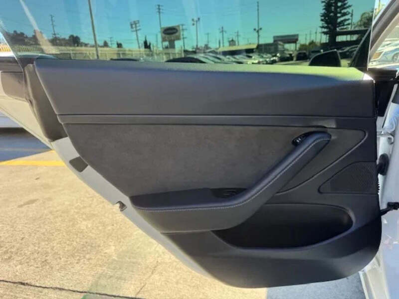 2020 Tesla Model 3 Standard Range