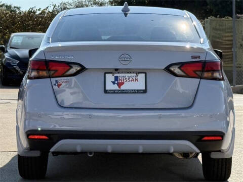 2025 Nissan Versa SR