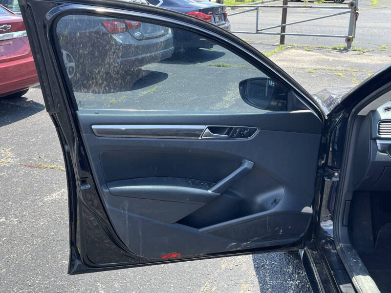 2018 Volkswagen Passat 2.0T SE