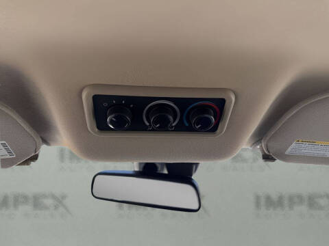 2025 Chevrolet Express LT 3500