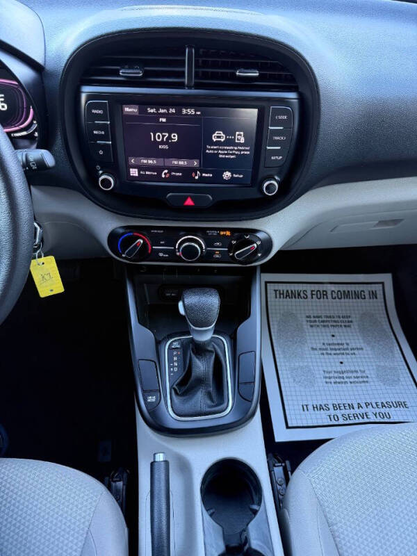 2023 Kia Soul LX