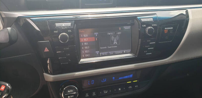 2016 Toyota Corolla LE
