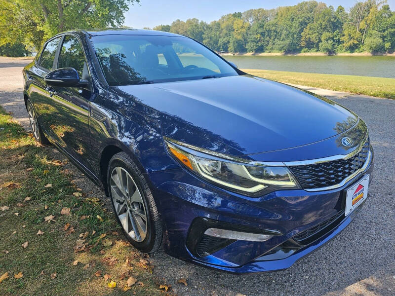 2019 Kia Optima for sale at Auto House Superstore in Terre Haute IN