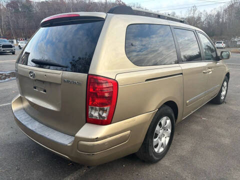 2007 Hyundai Entourage