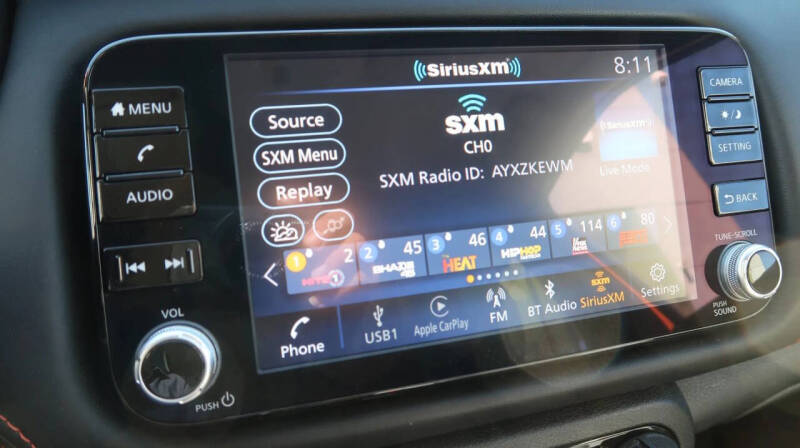 2023 Nissan Kicks SR