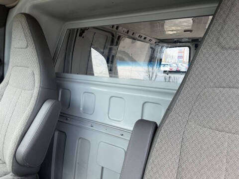 2021 Chevrolet Express 2500