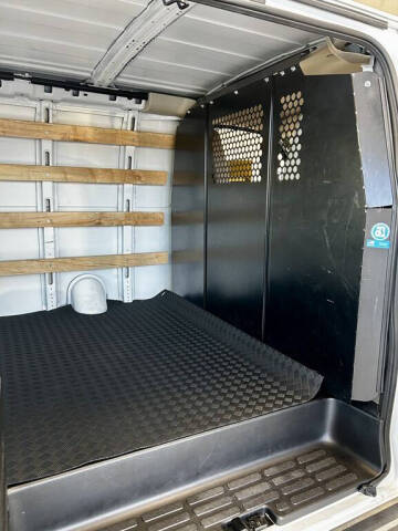 2024 Chevrolet Express 2500