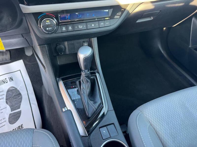2016 Toyota Corolla LE