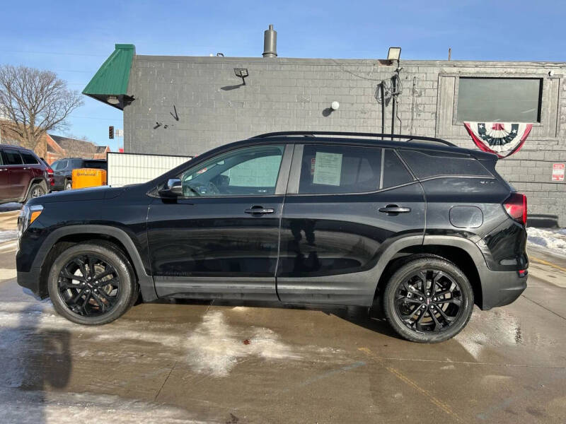 2022 GMC Terrain SLE