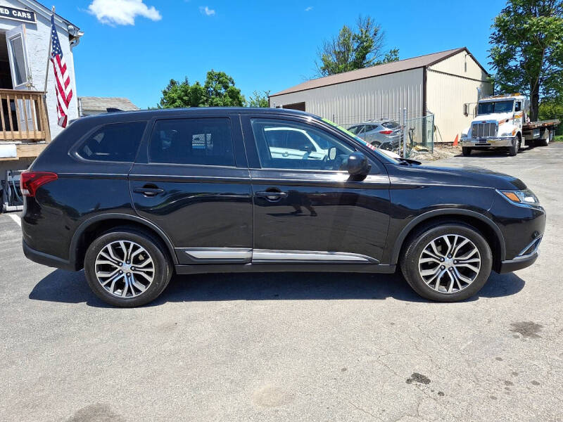 2018 Mitsubishi Outlander ES