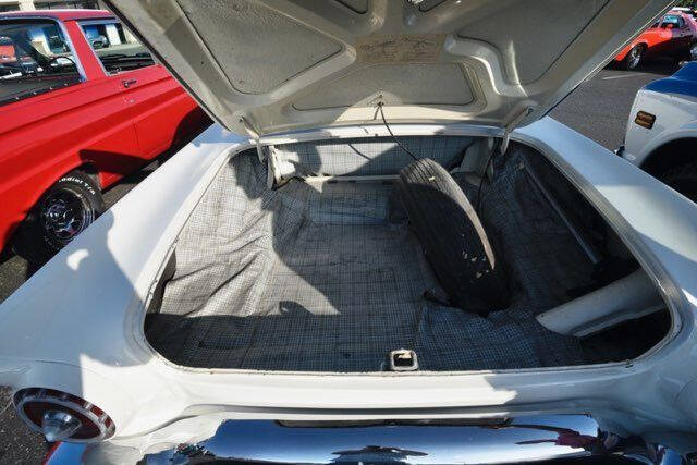 1957 Ford Thunderbird