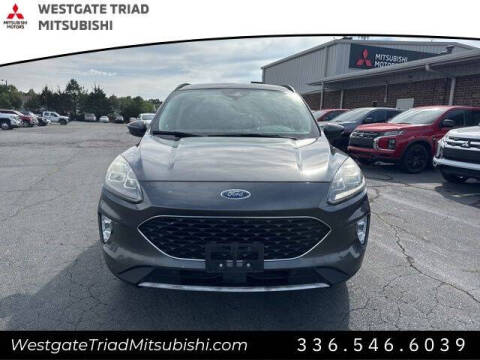 2020 Ford Escape Titanium