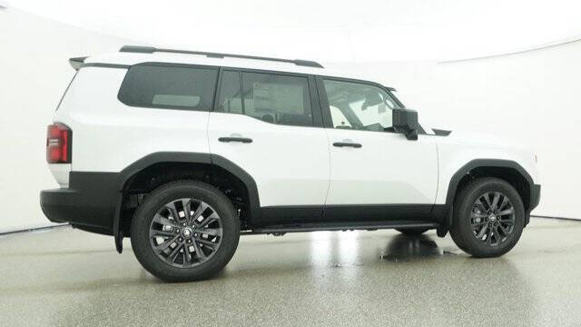 2027 Toyota Land Cruiser