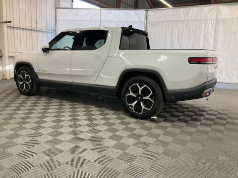 2022 Rivian R1T Adventure