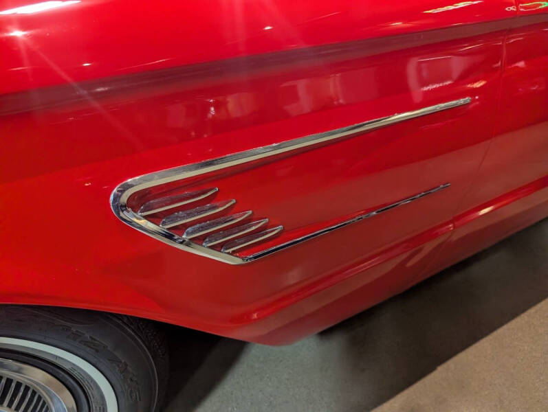 1965 Ford Thunderbird
