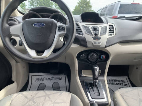 2012 Ford Fiesta SE