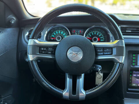 2014 Ford Mustang V6