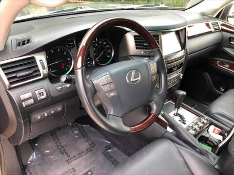 2014 Lexus LX 570
