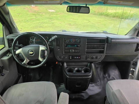 2017 Chevrolet Express LT 3500
